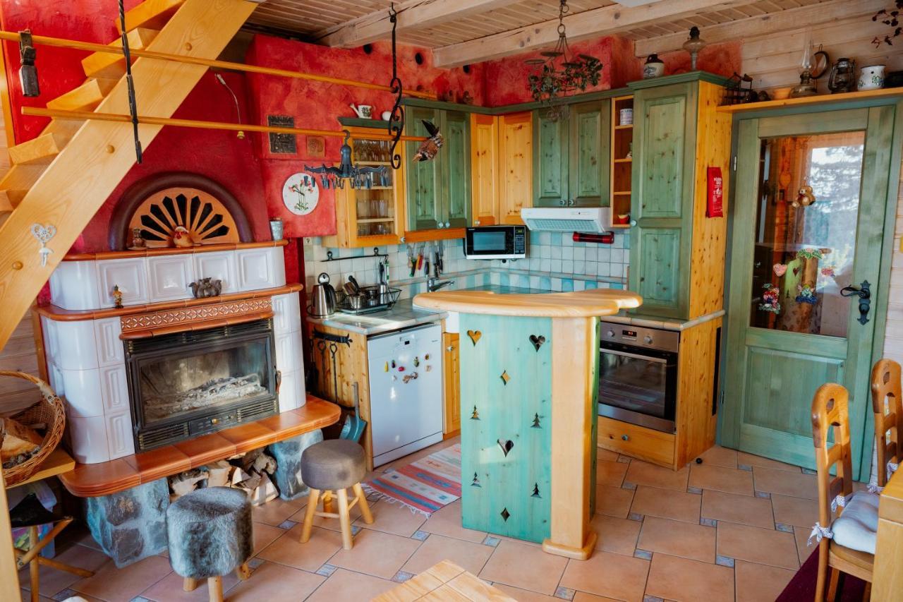 Chalet Alpinka ツェルクニェ・ナ・ゴレニスケム エクステリア 写真