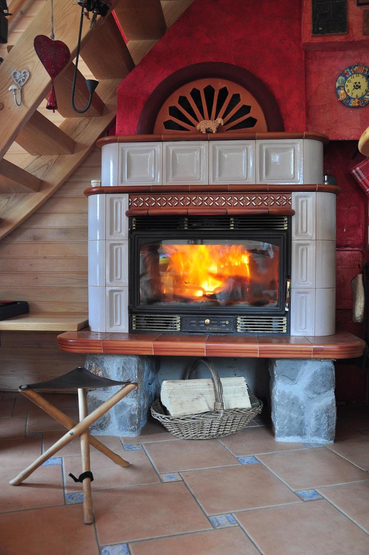Chalet Alpinka ツェルクニェ・ナ・ゴレニスケム エクステリア 写真